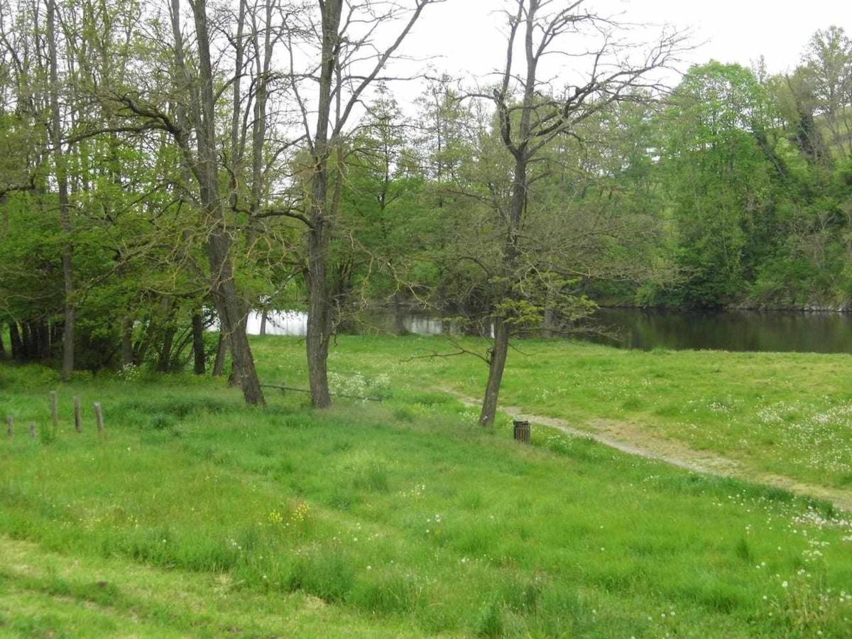 Joli Petit T2 Calme Au Bord De Leau Vila Vieille-Brioude Exterior foto